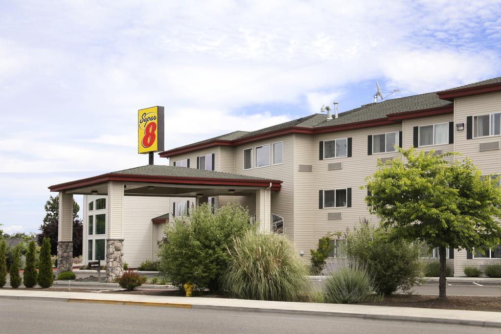 Super 8 By Wyndham Central Pt Medford Motel Central Point Eksteriør bilde